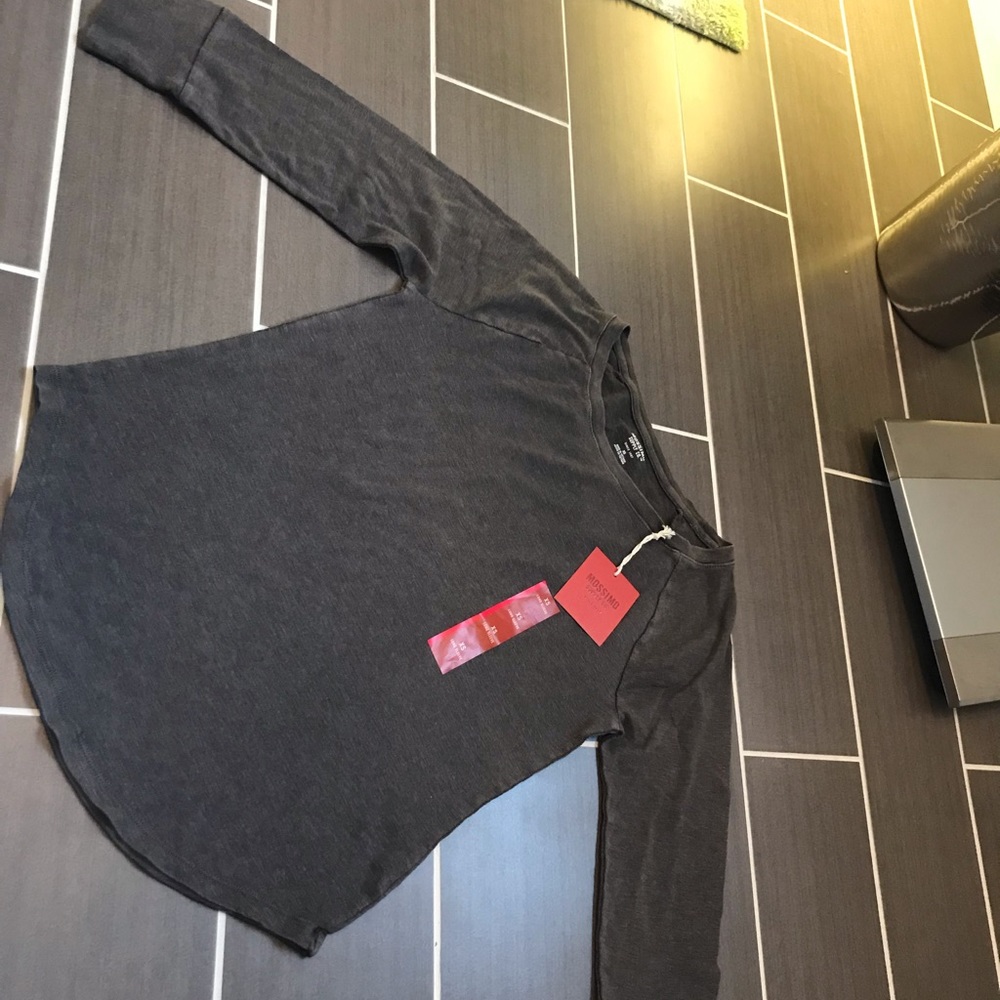 Mossimo long sleeve shirt